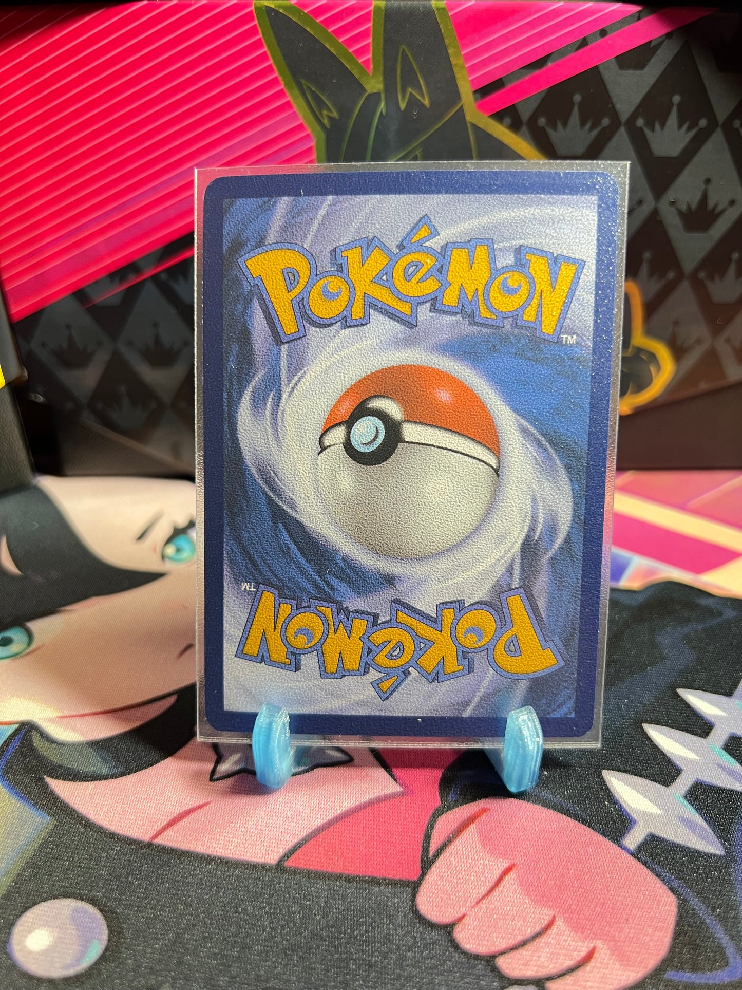 106/197 Pupitar Reverse Holo