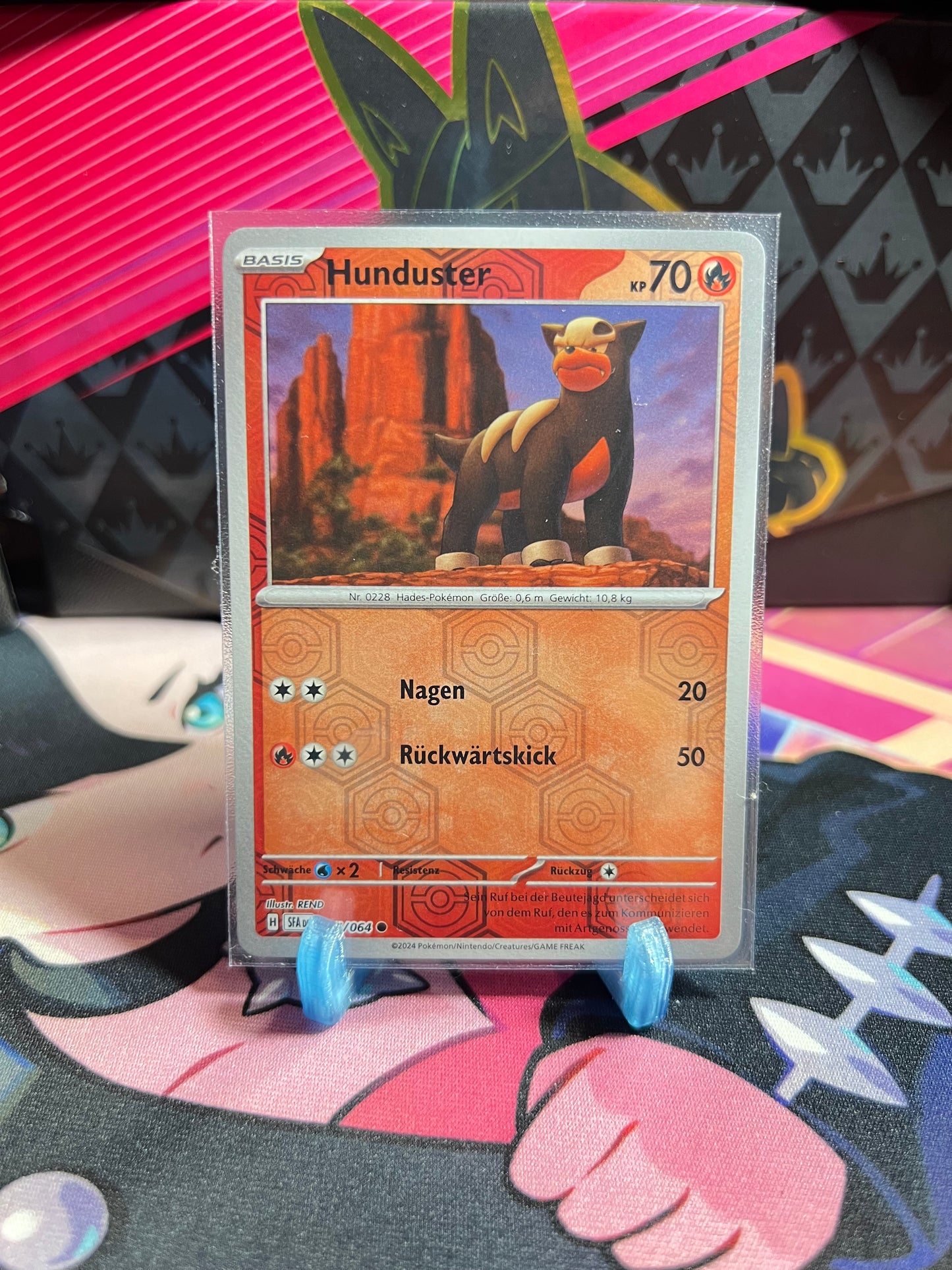007/064 Hunduster Reverse Holo
