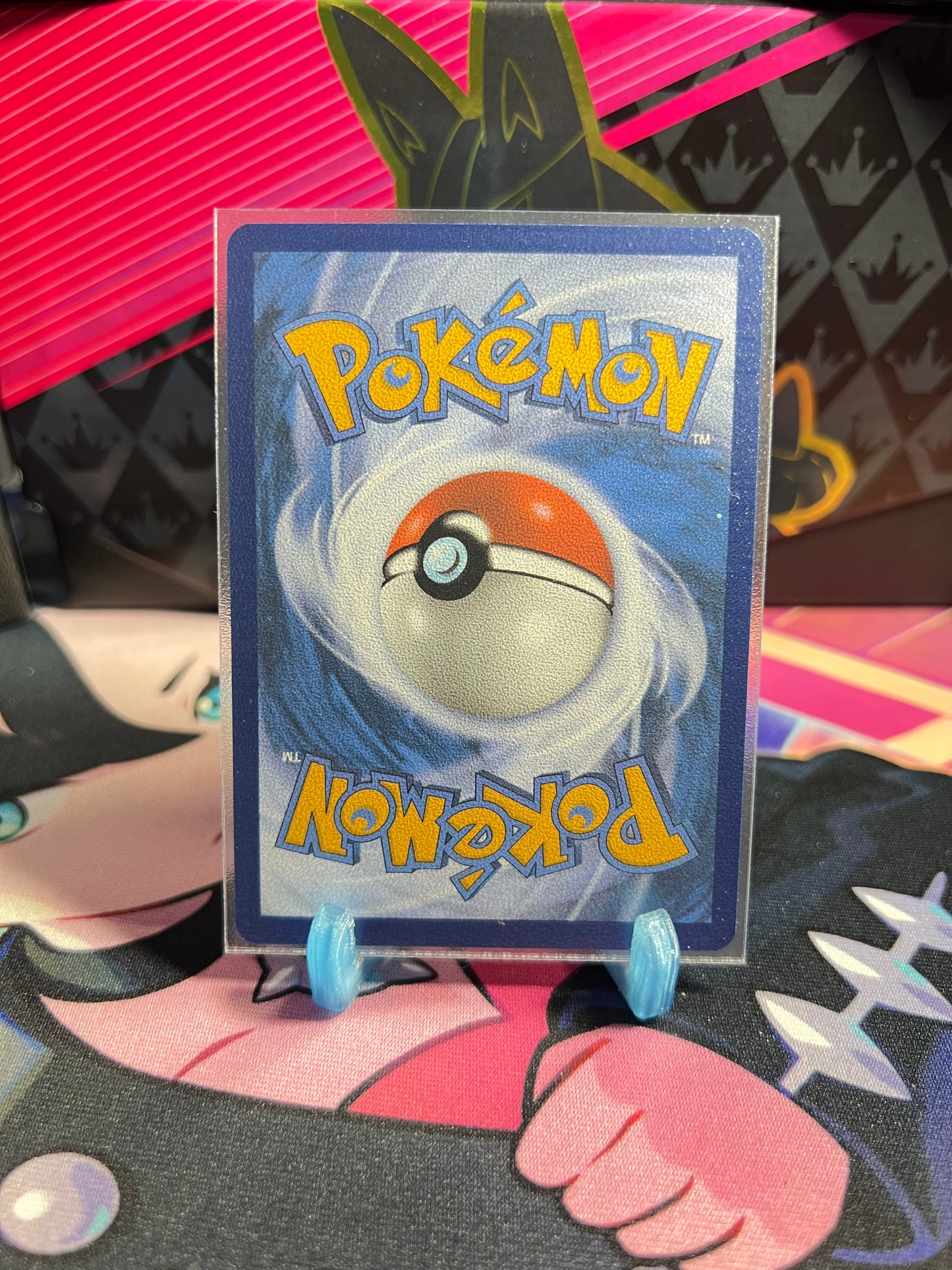 139/165 Amoroso Reverse Holo