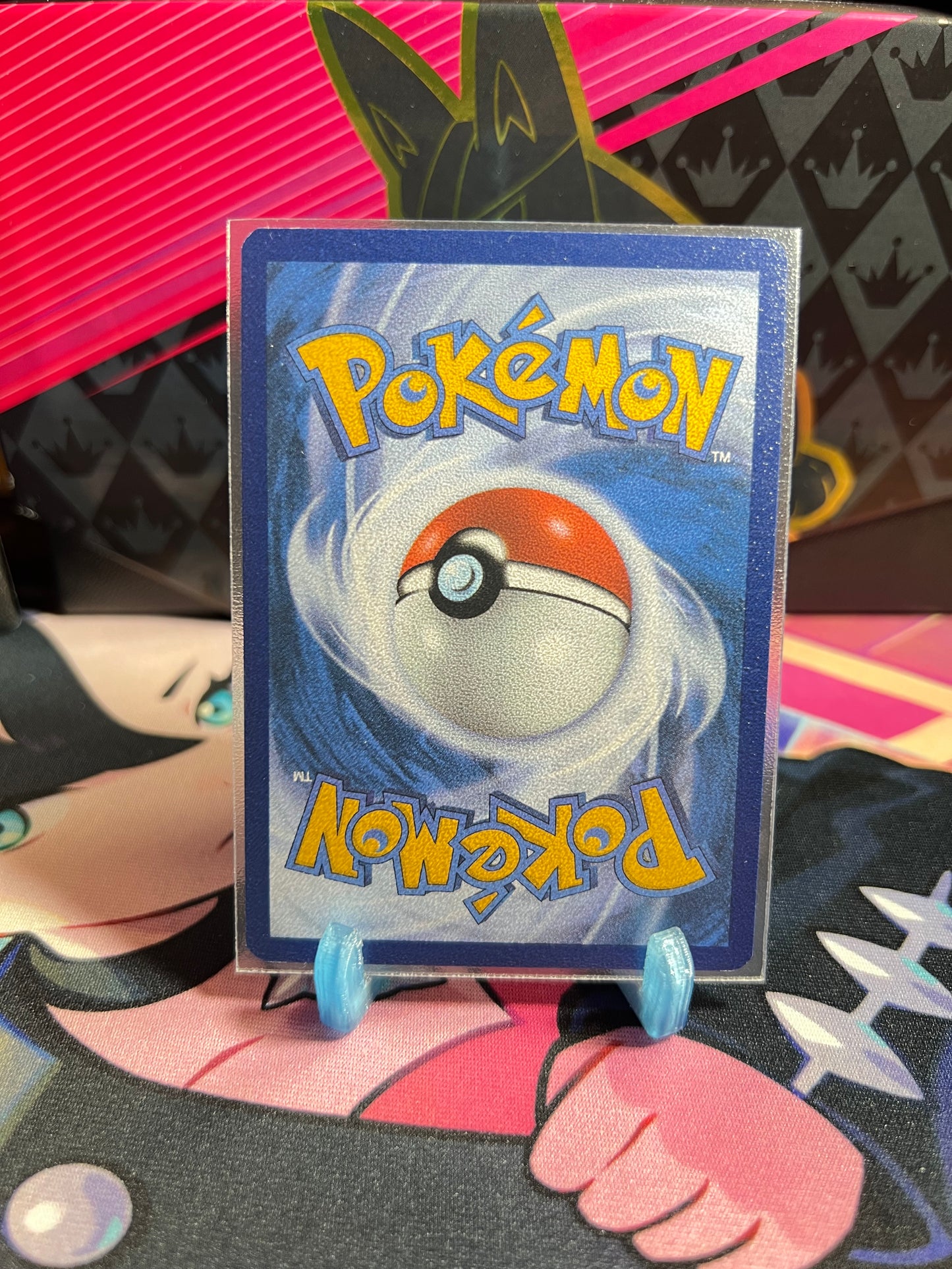 063/195 Traunfugil Reverse Holo