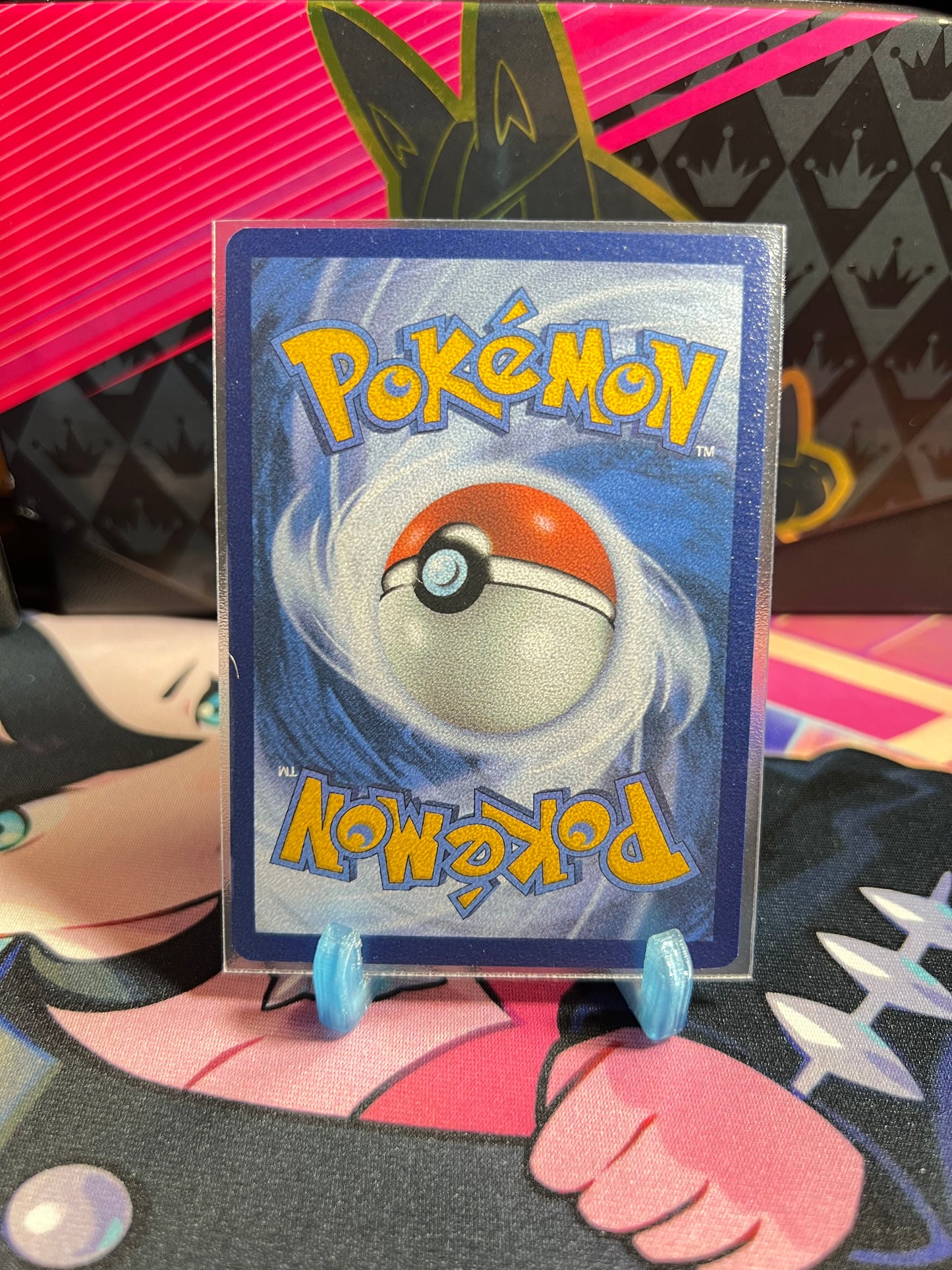 101/195 Humanolith Reverse Holo