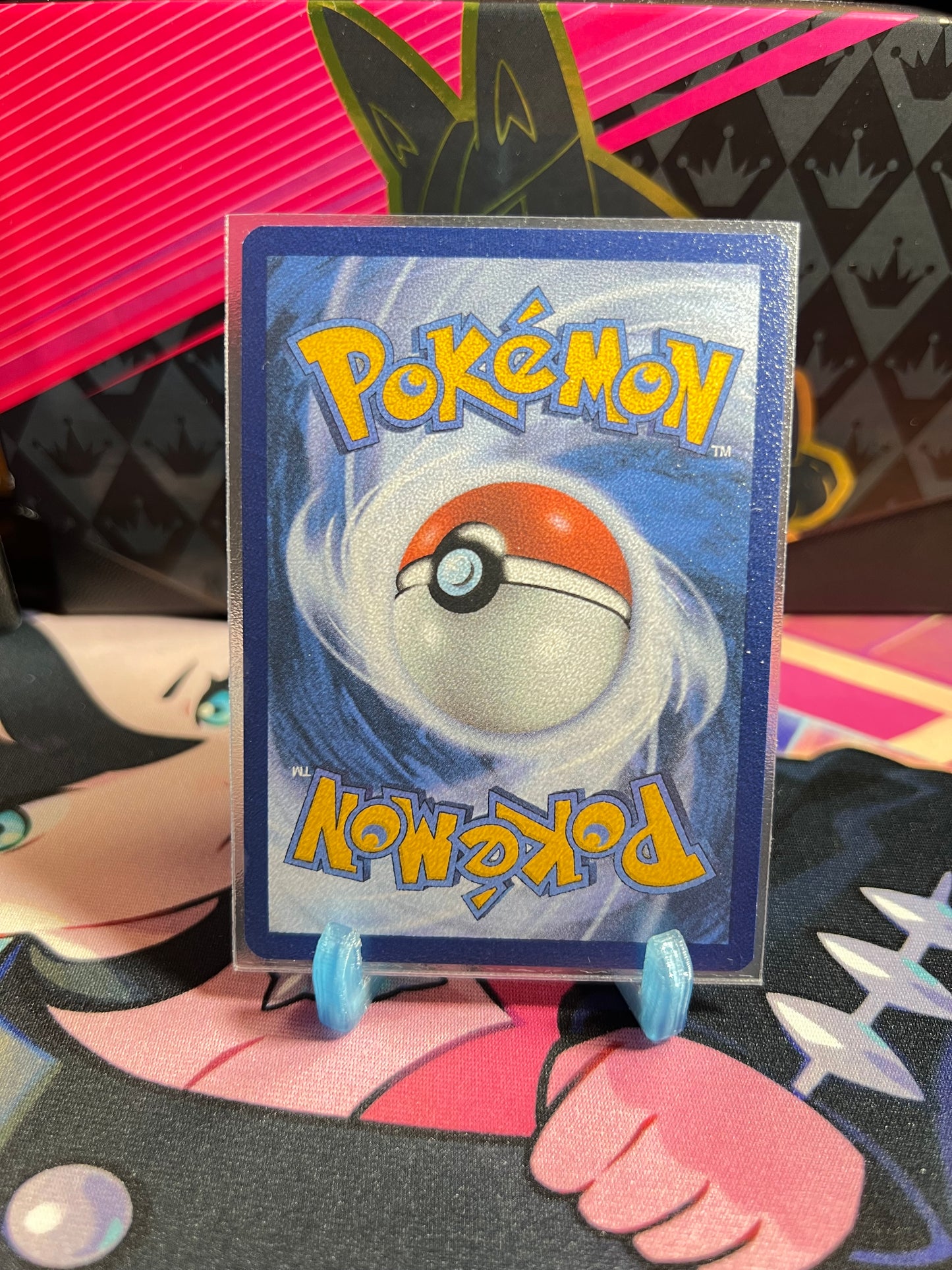 121/195 Kastadur Reverse Holo