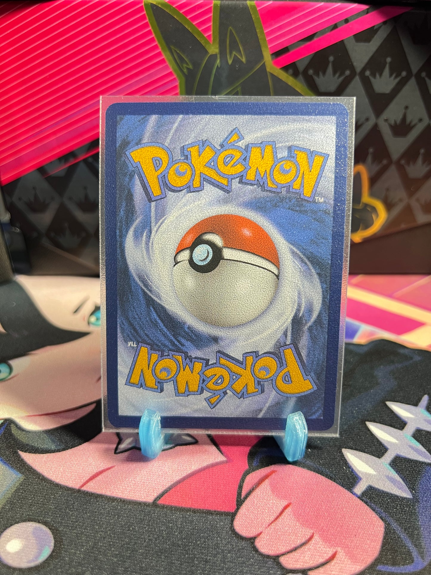 032/165 Nidoran M Reverse Holo