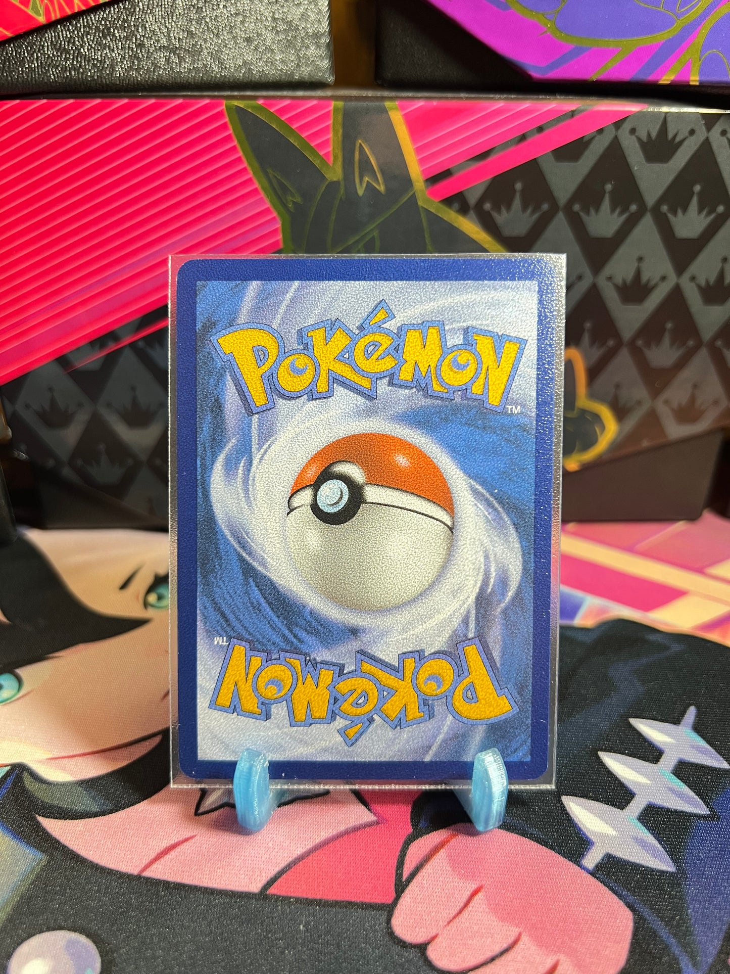 137/197 Iscalar Reverse Holo