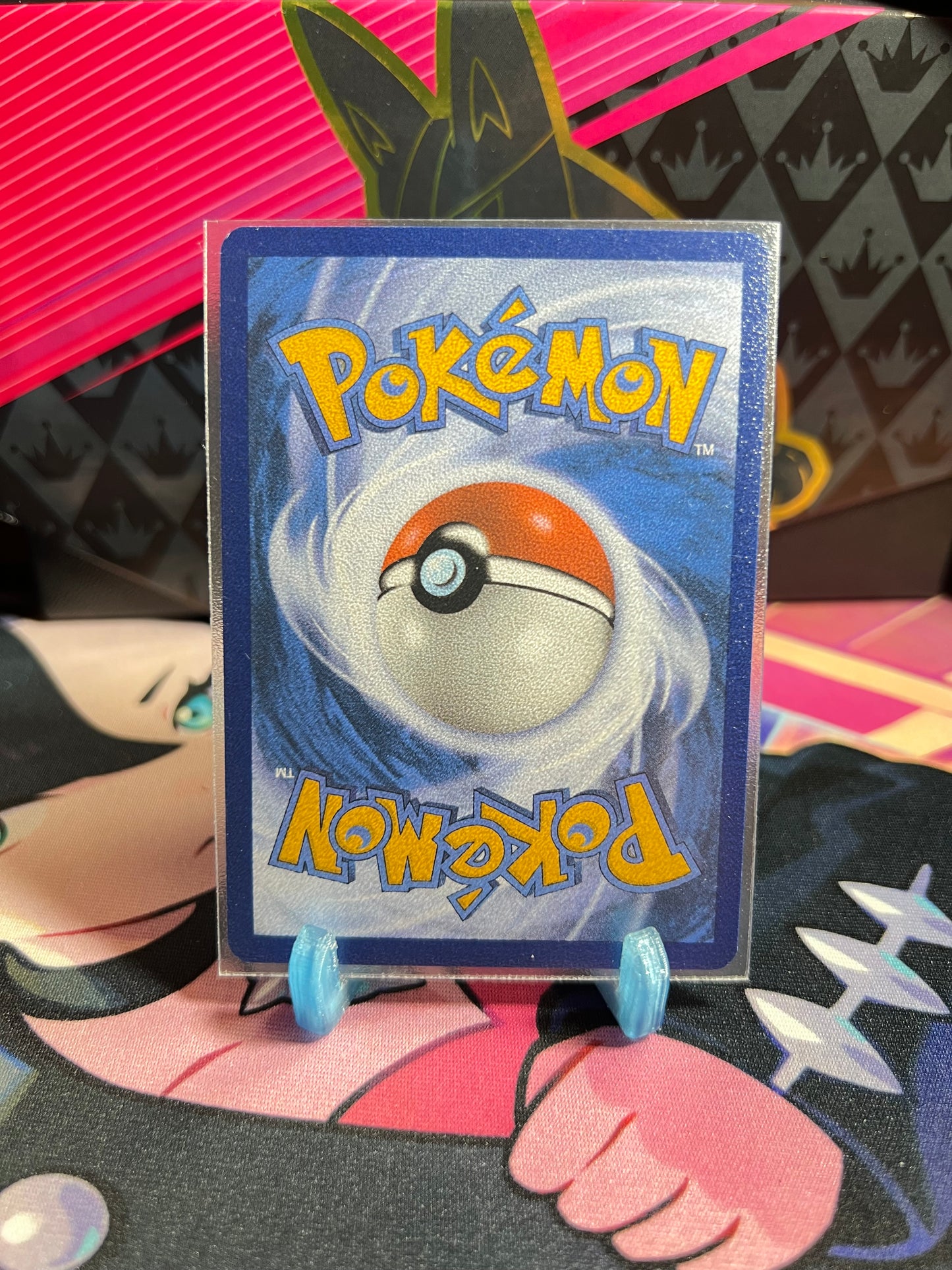 028/159 Amfira Reverse Holo