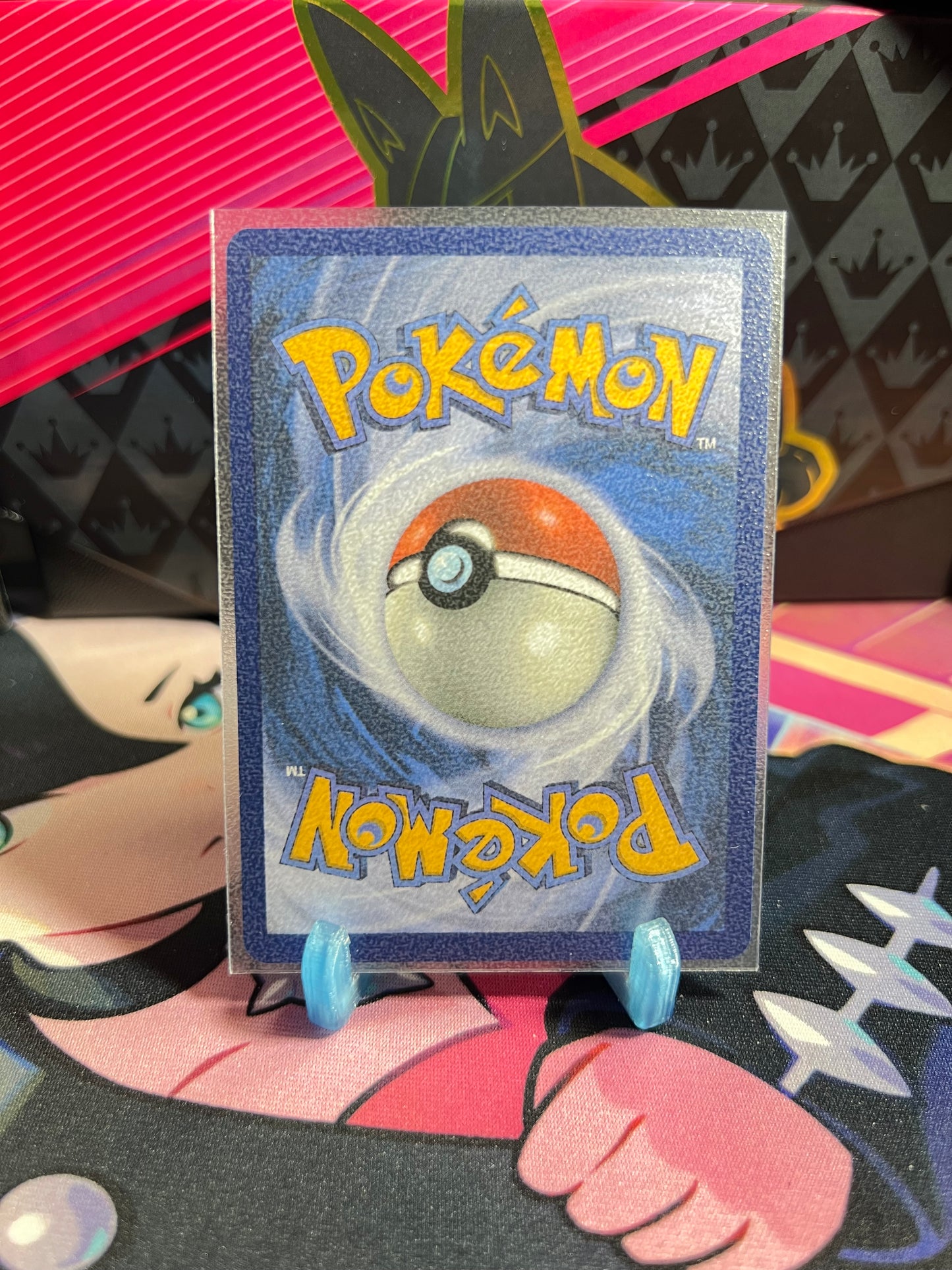 135/167 Evoli Reverse Holo