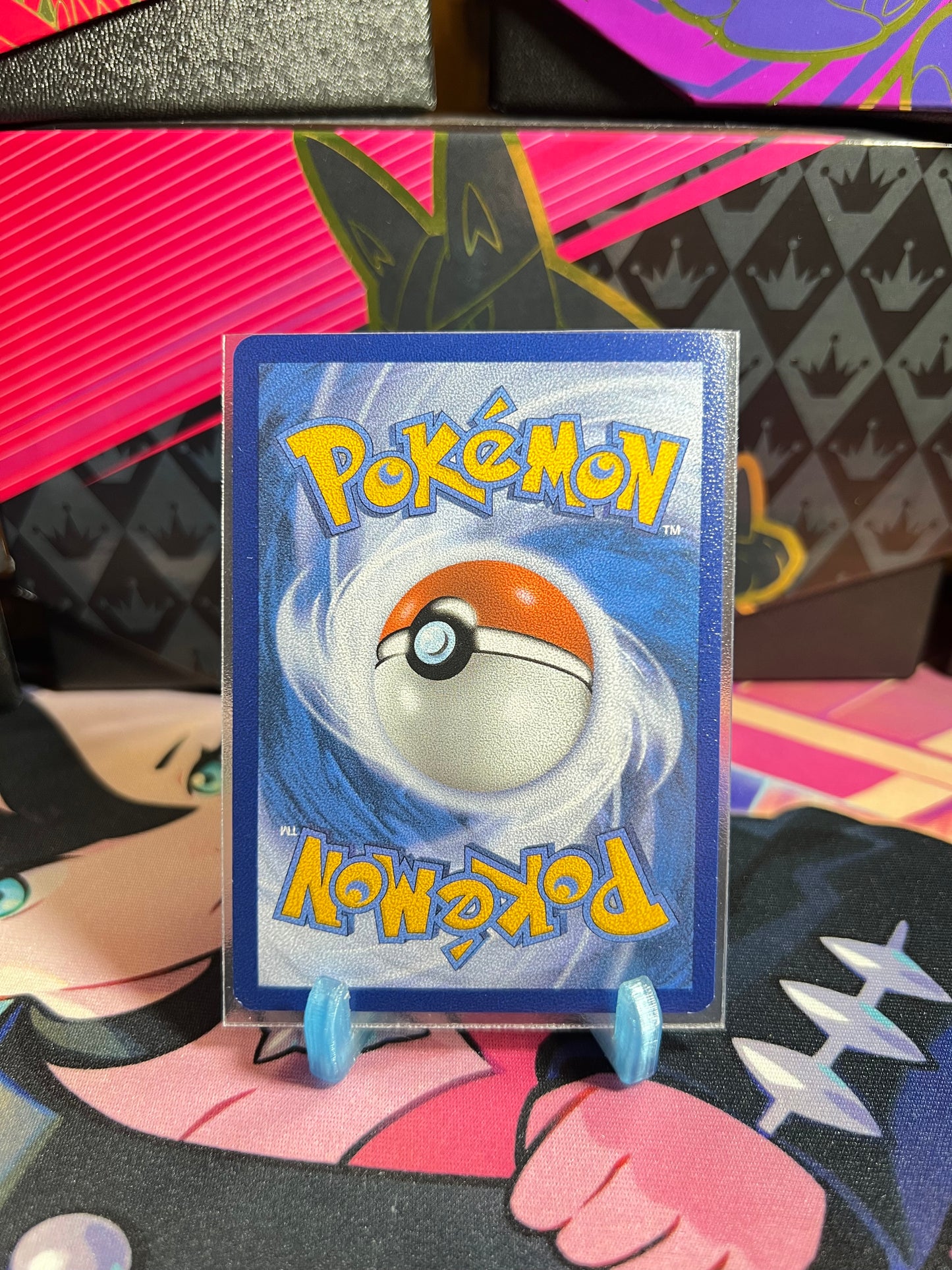 105/197 Larvitar Reverse Holo