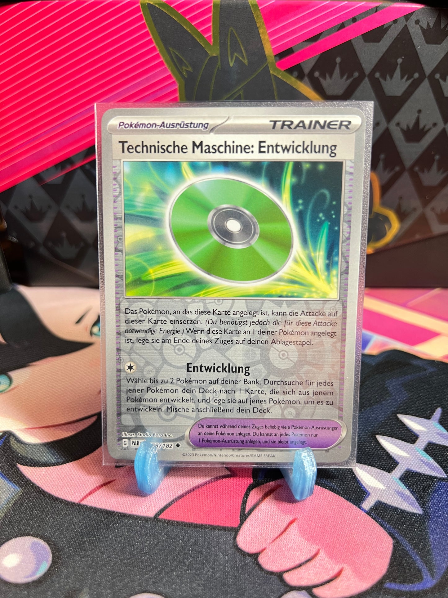 178/182 Technische Maschine: Entwicklung Reverse Holo