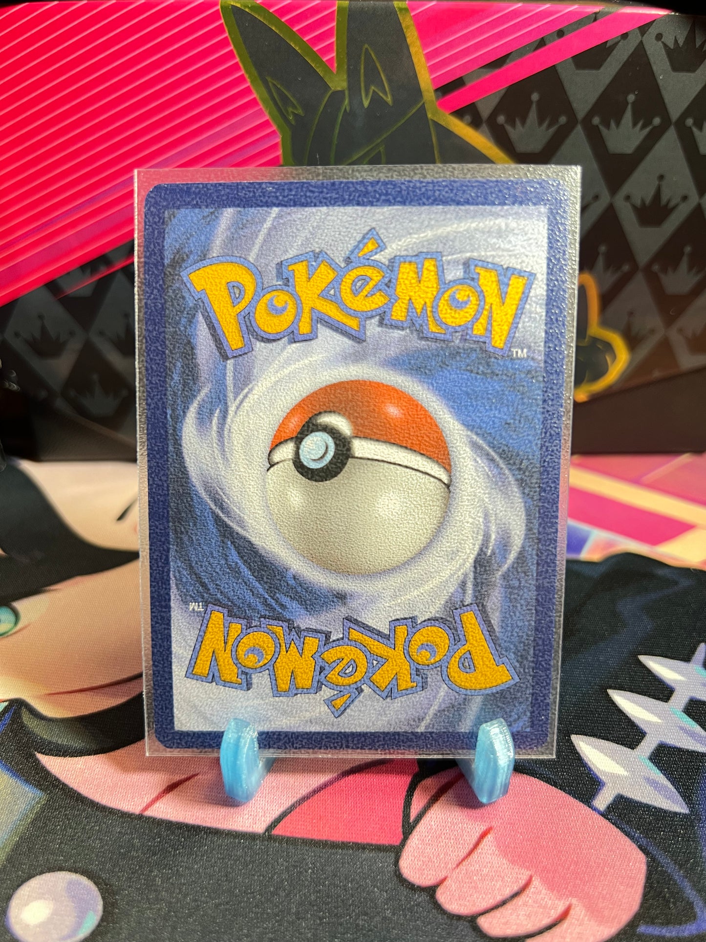 030/165 Nidorina Reverse Holo