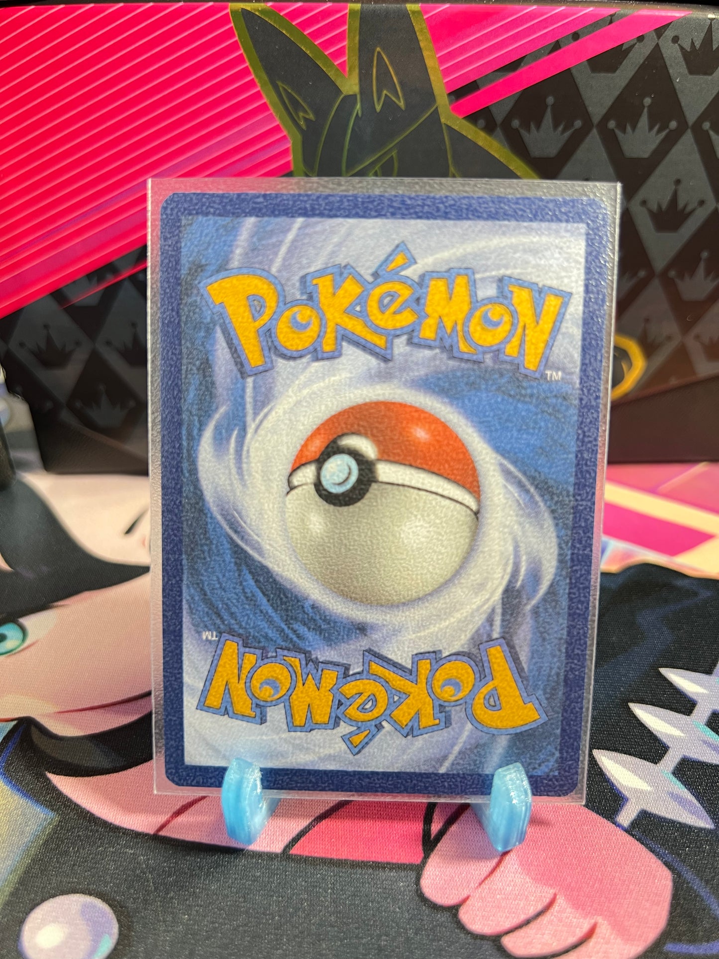 101/198 Flattutu Reverse Holo