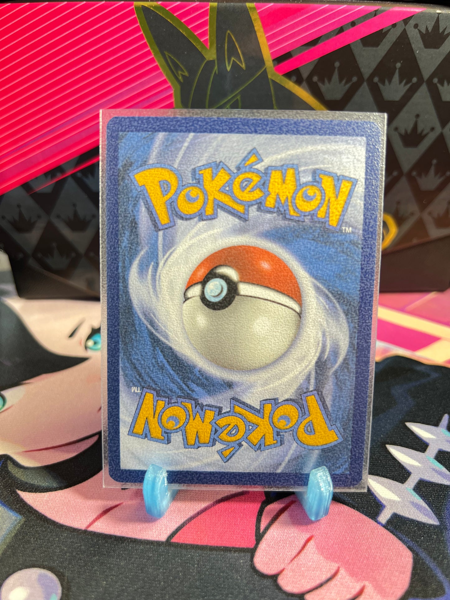 181/198 Nestball Reverse Holo