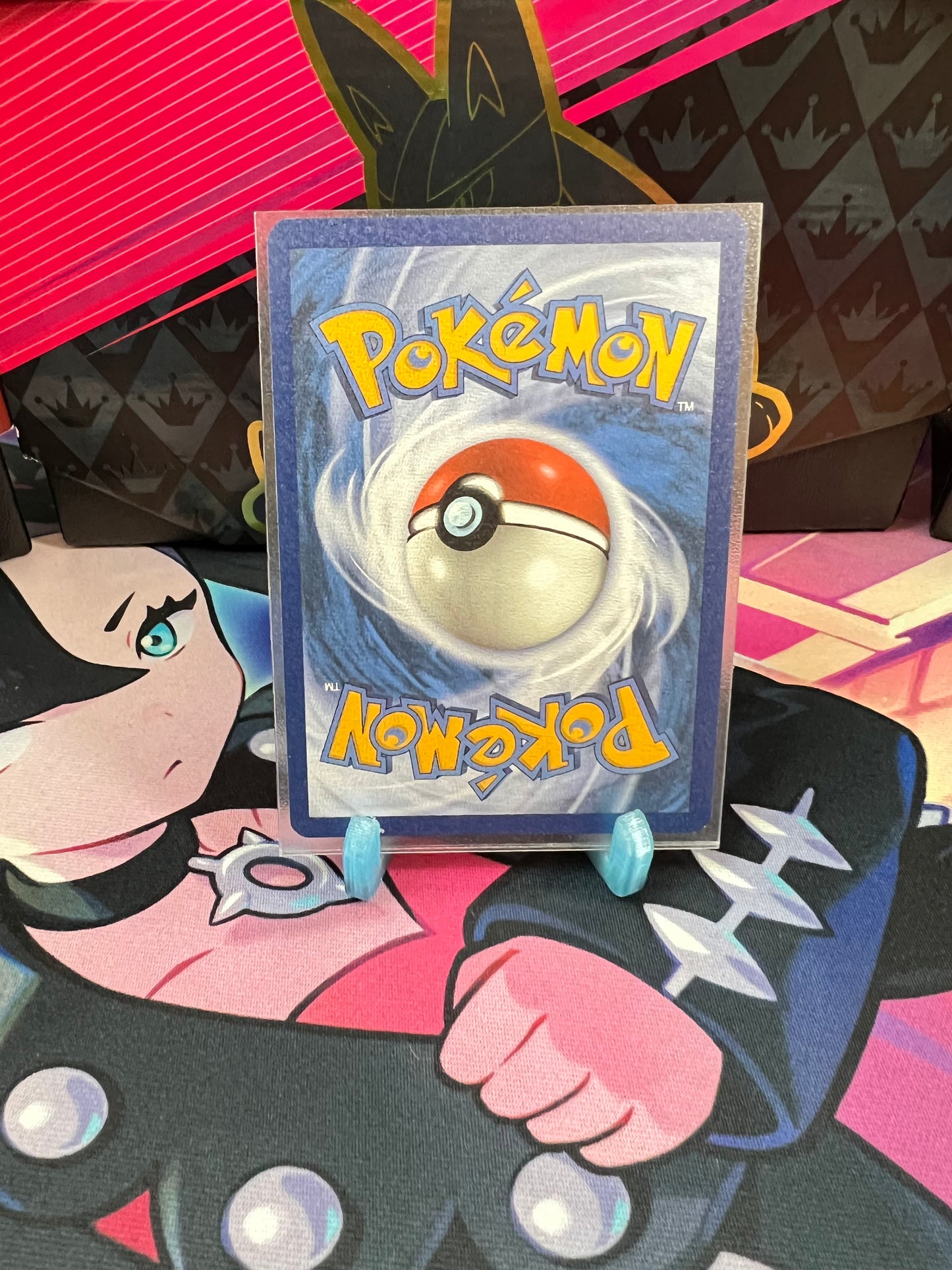 115/198 Ganovil Reverse Holo