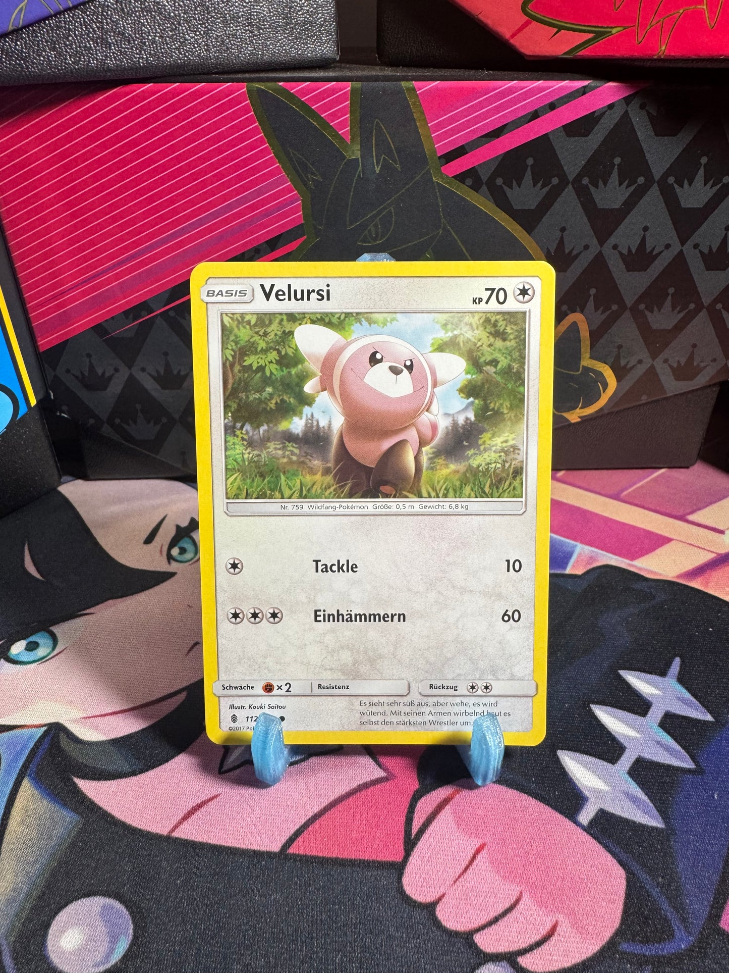 112/145 Velursi