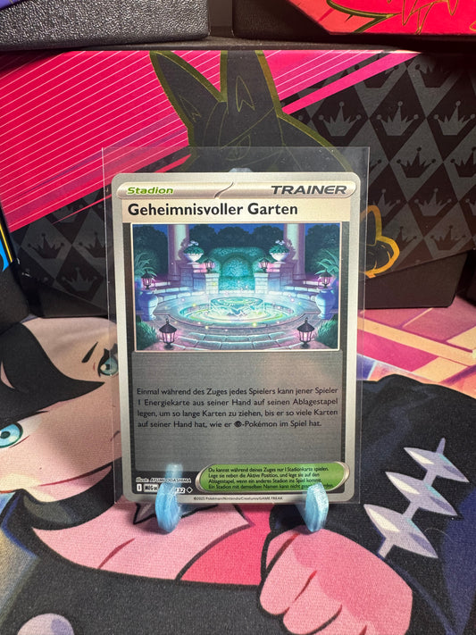 122/132 Geheimnisvoller Garten Reverse Holo