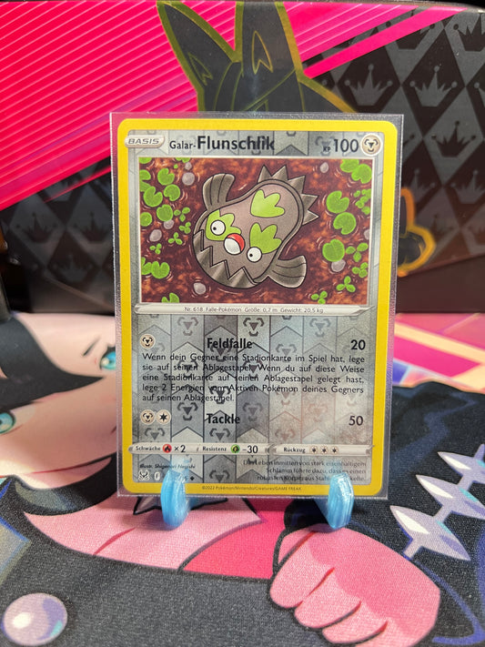 127/196 Galar-Flunschlik Reverse Holo
