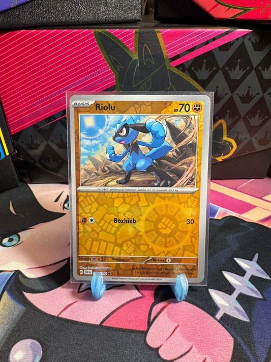 081/142 Riolu Reverse Holo