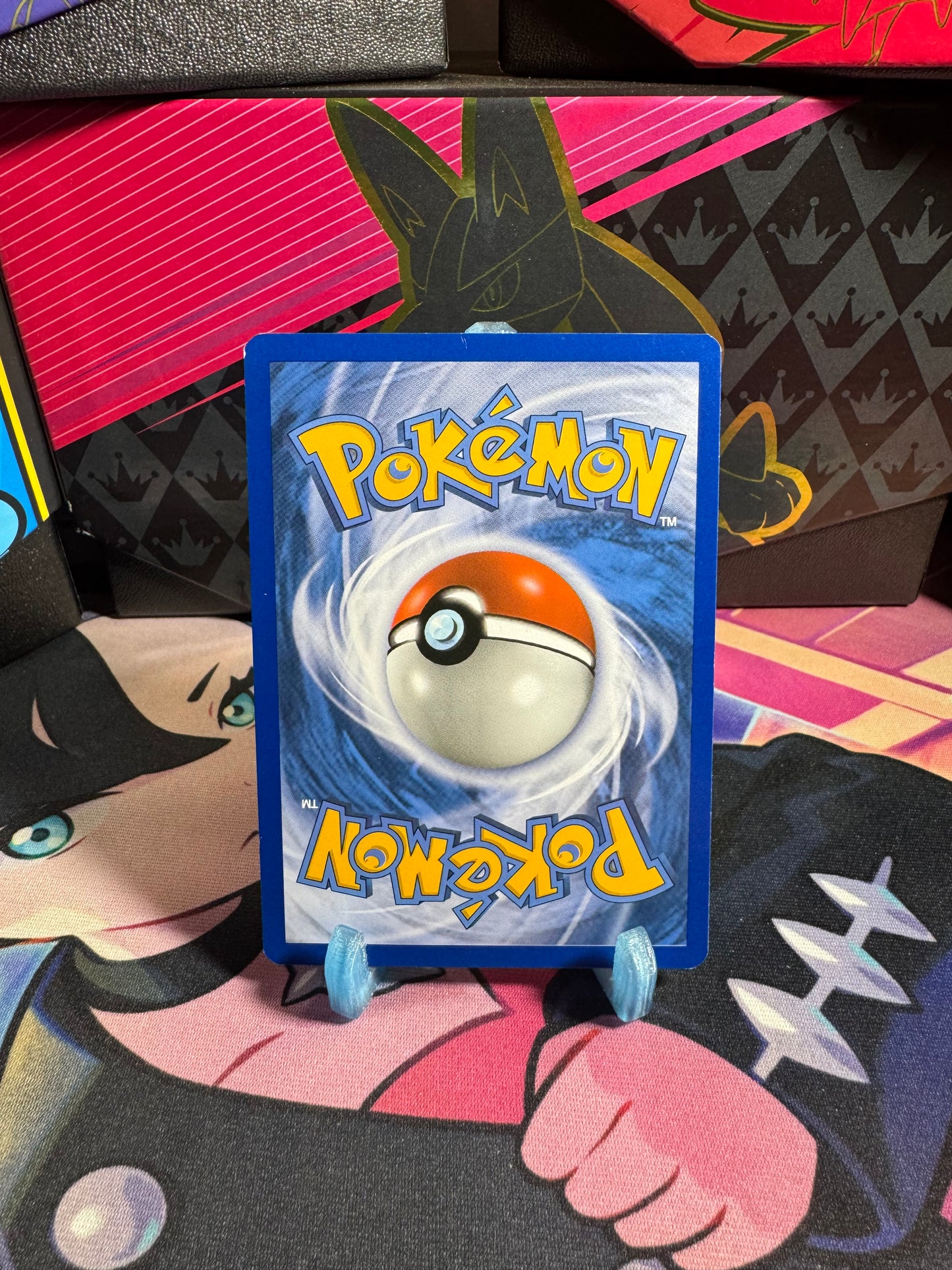 114/214 Larvitar