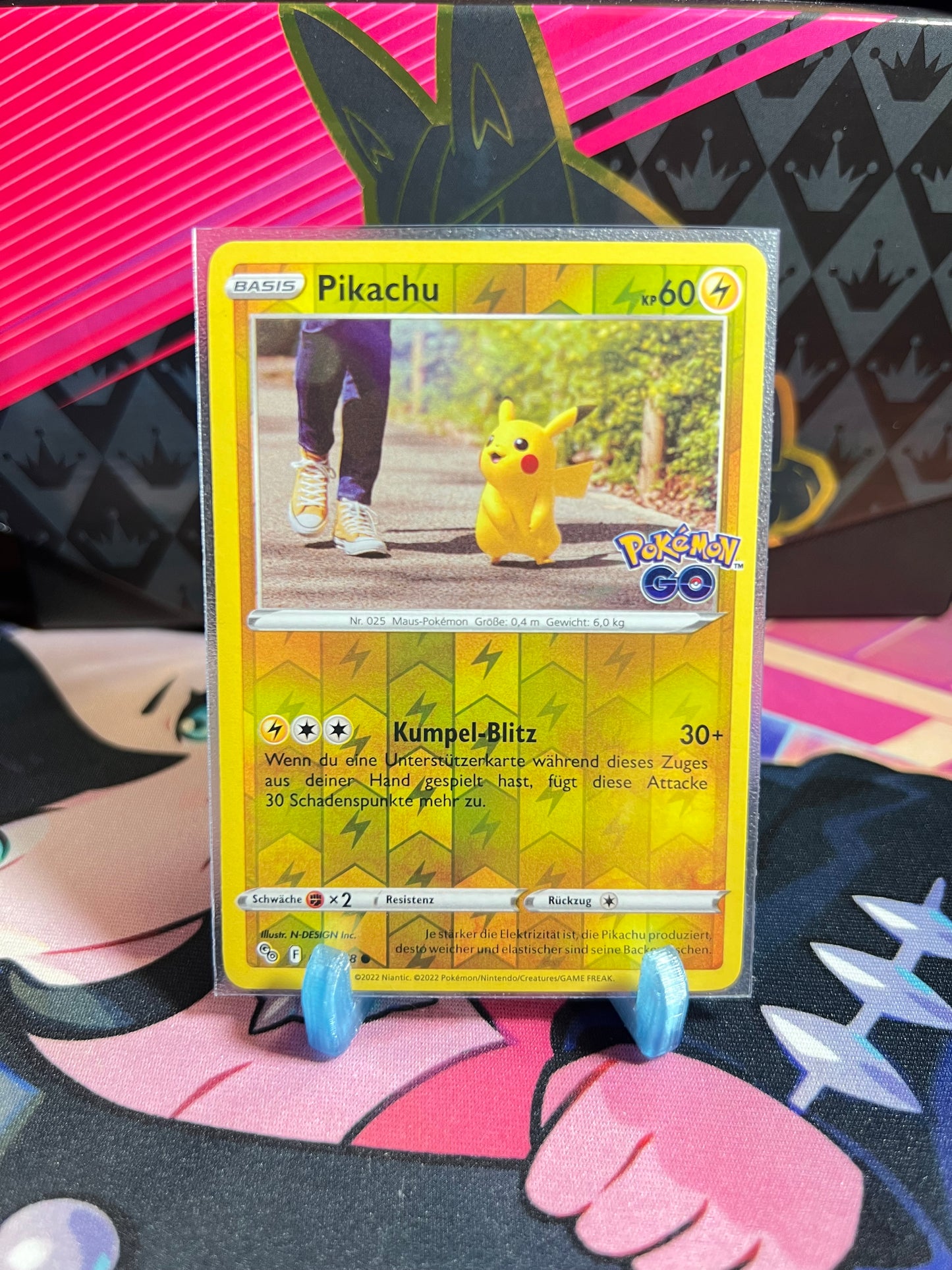 027/078 Pikachu Reverse Holo