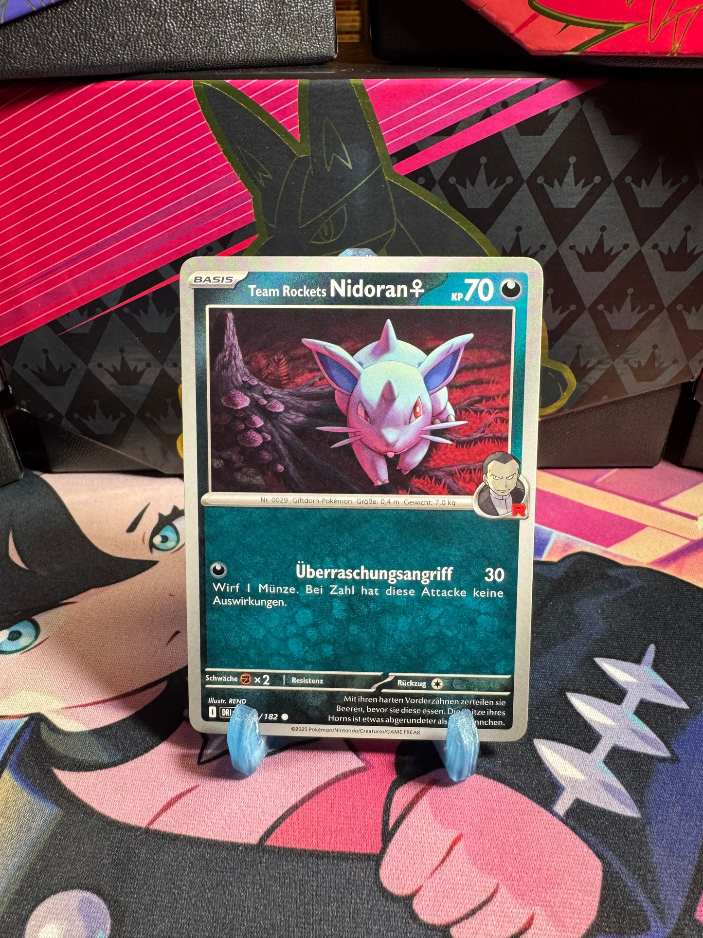 114/182 Team Rockets Nidoran♀