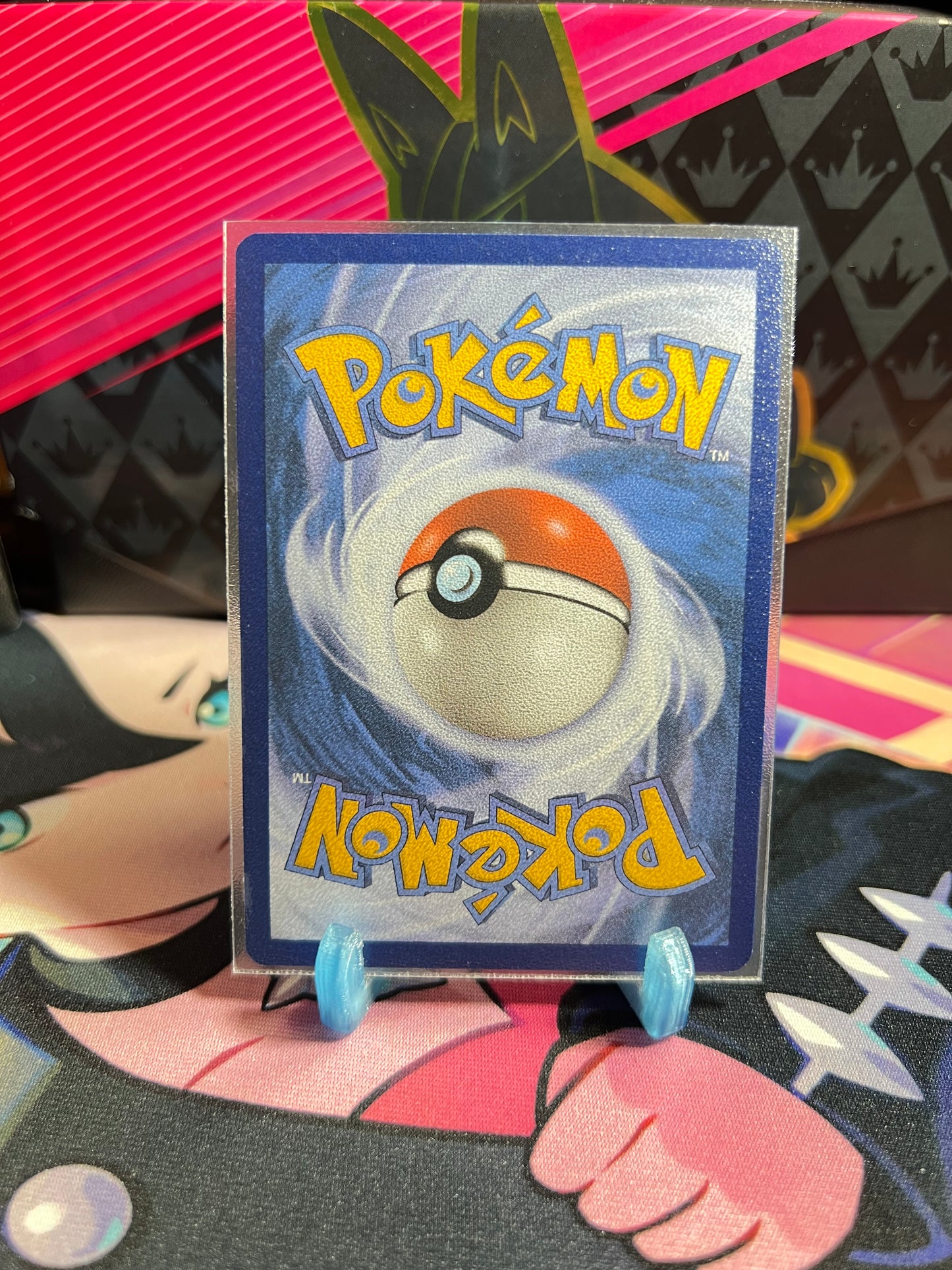 127/196 Galar-Flunschlik Reverse Holo