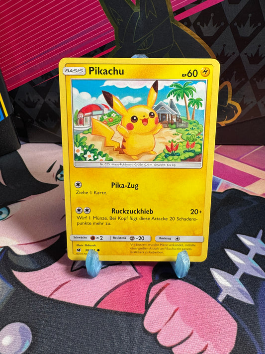 30/111 Pikachu