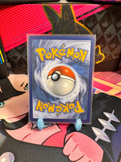 023/142 Molunk Reverse Holo