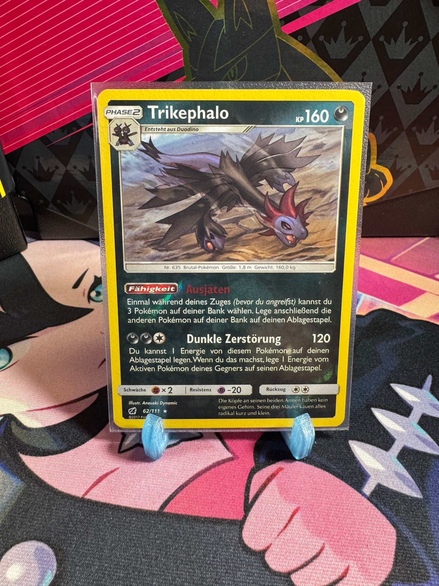 62/111 Trikephalo Reverse Holo