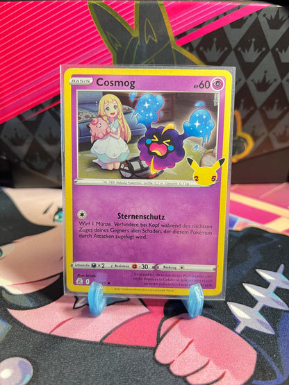 013/025 Cosmog Holo Celebrations