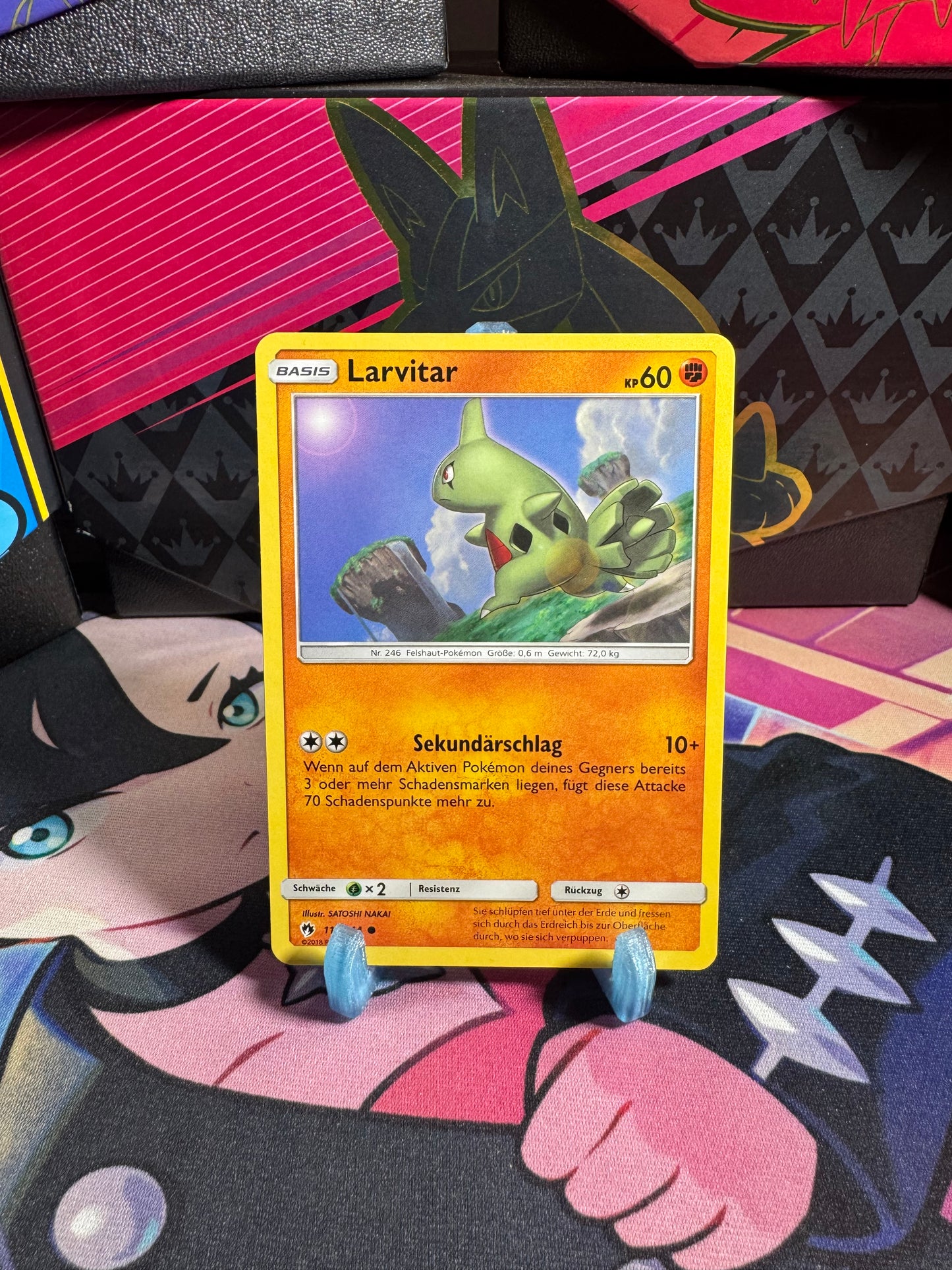 115/214 Larvitar