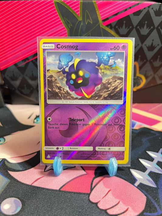 60/156 Cosmog Reverse Holo