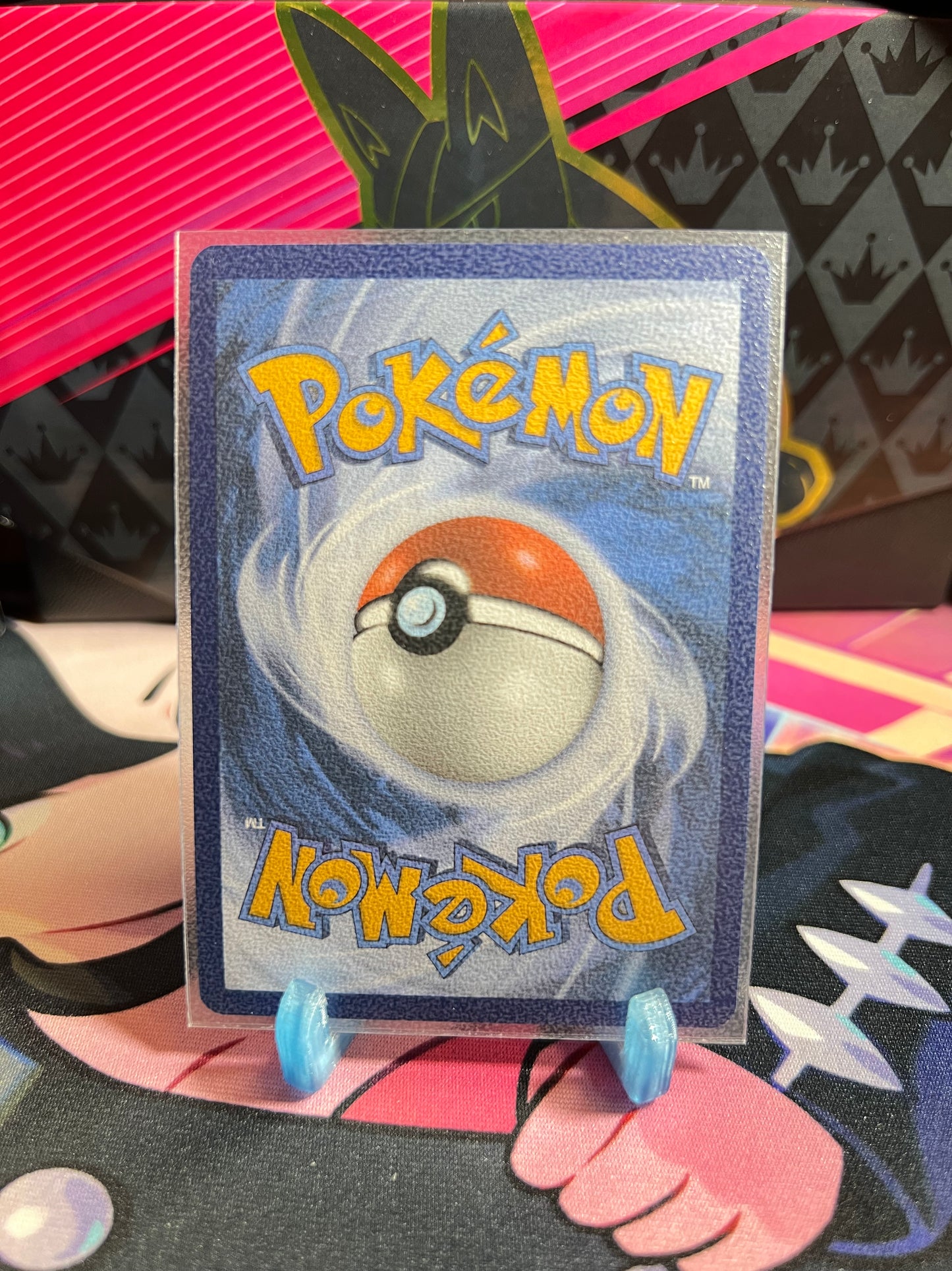 168/182 Norman Reverse Holo