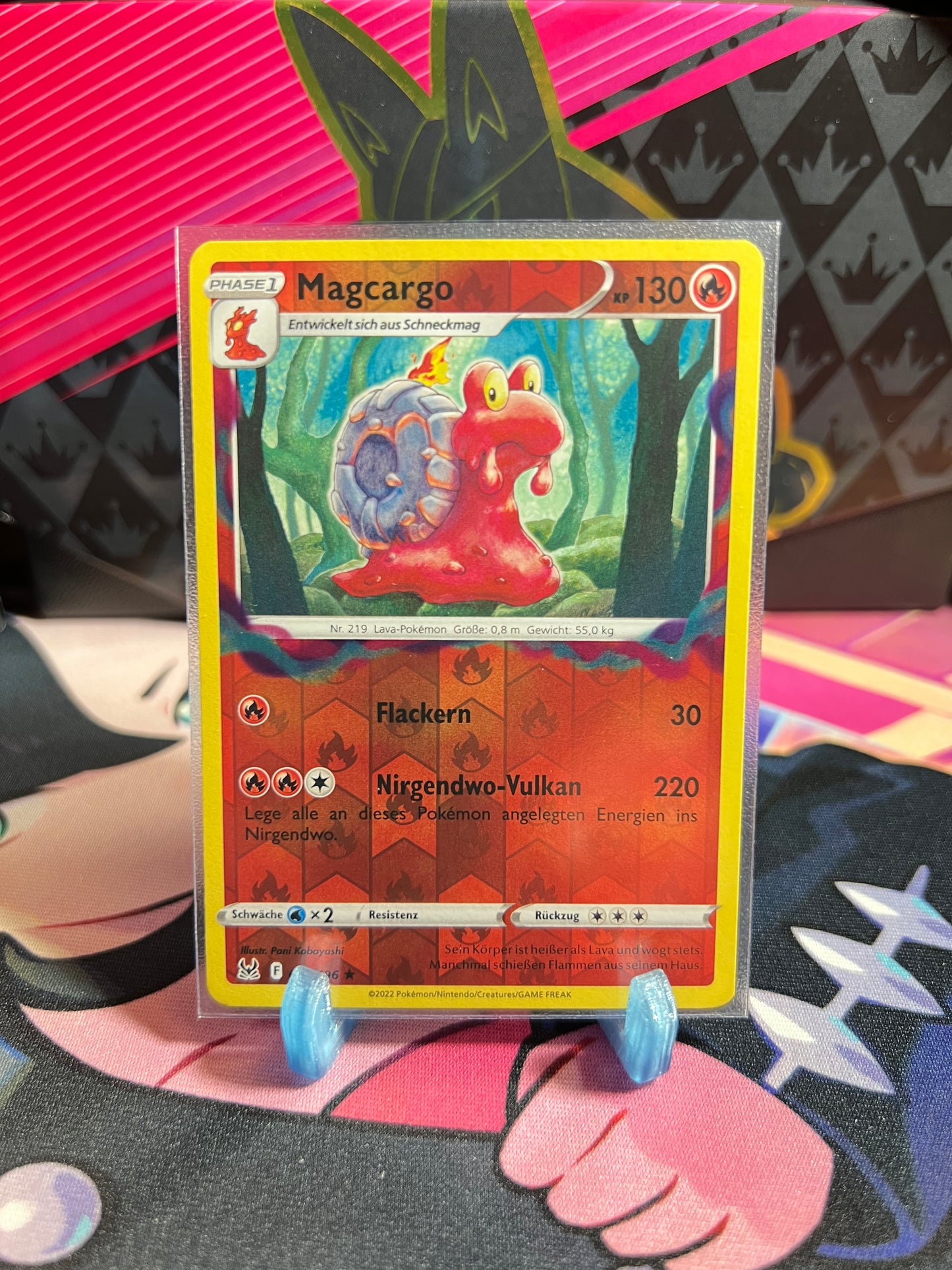 022/196 Magcargo Reverse Holo