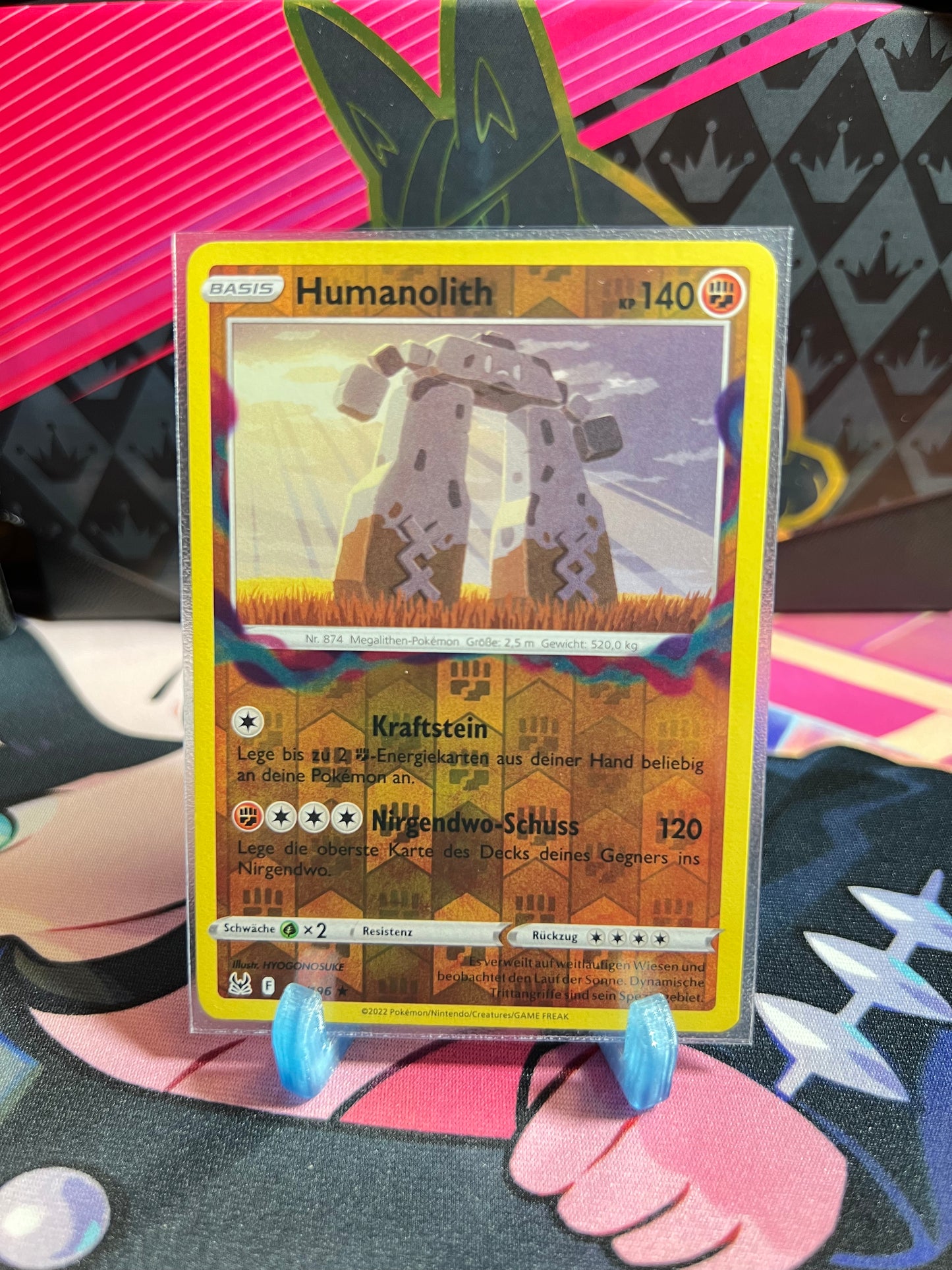 111/196 Humanolith Reverse Holo