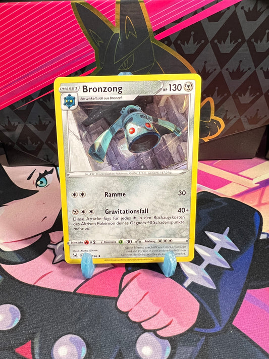 126/196 Bronzong