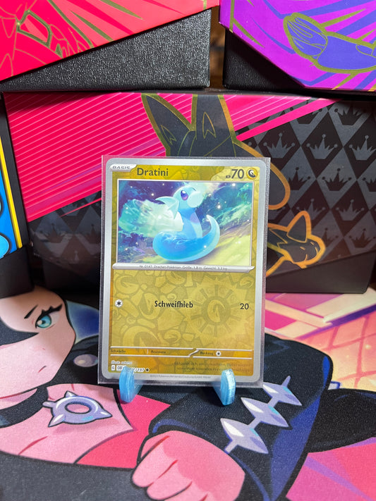157/197 Dratini Reverse Holo