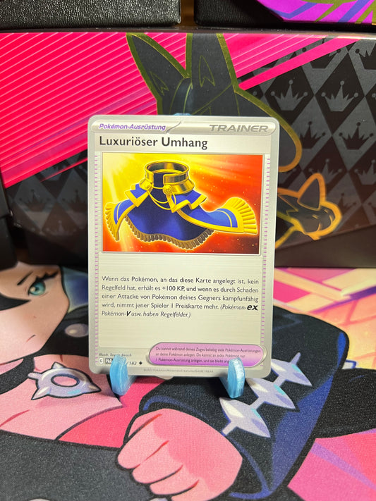 166/182 Luxuriöser Umhang